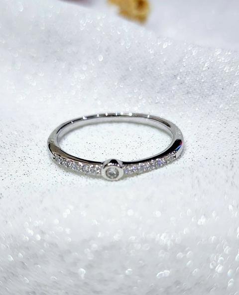 Anillo plata solitario