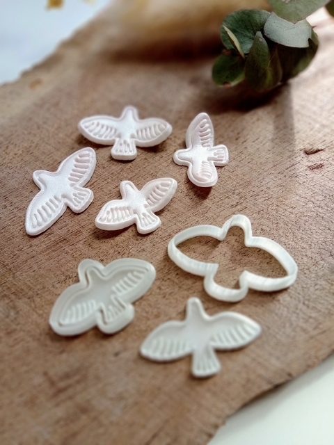 SET 2 cortantes palomas minis